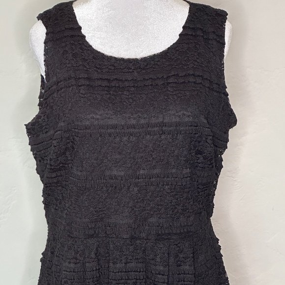 NWOT- EnFocus Black Lace Dress - Picture 2 of 11